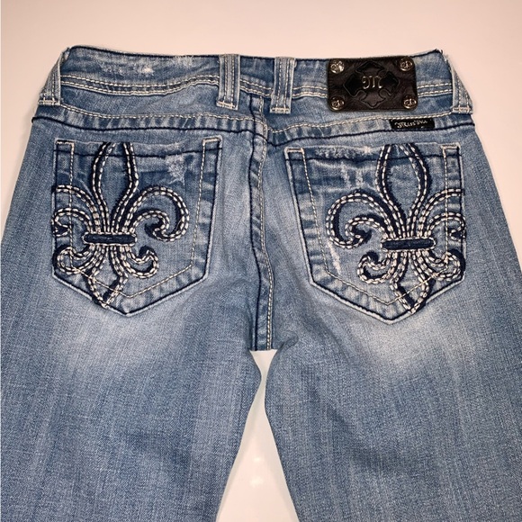 Miss Me Fleur De Lis Low Rise Y2K Denim Boot Cut Studded Jeans Embroidered 27 - Picture 7 of 12